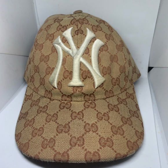 gucci nyc hat